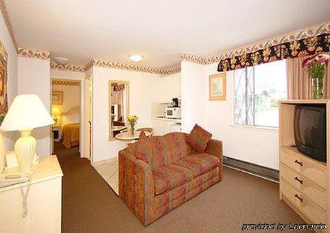 Arbor Motel