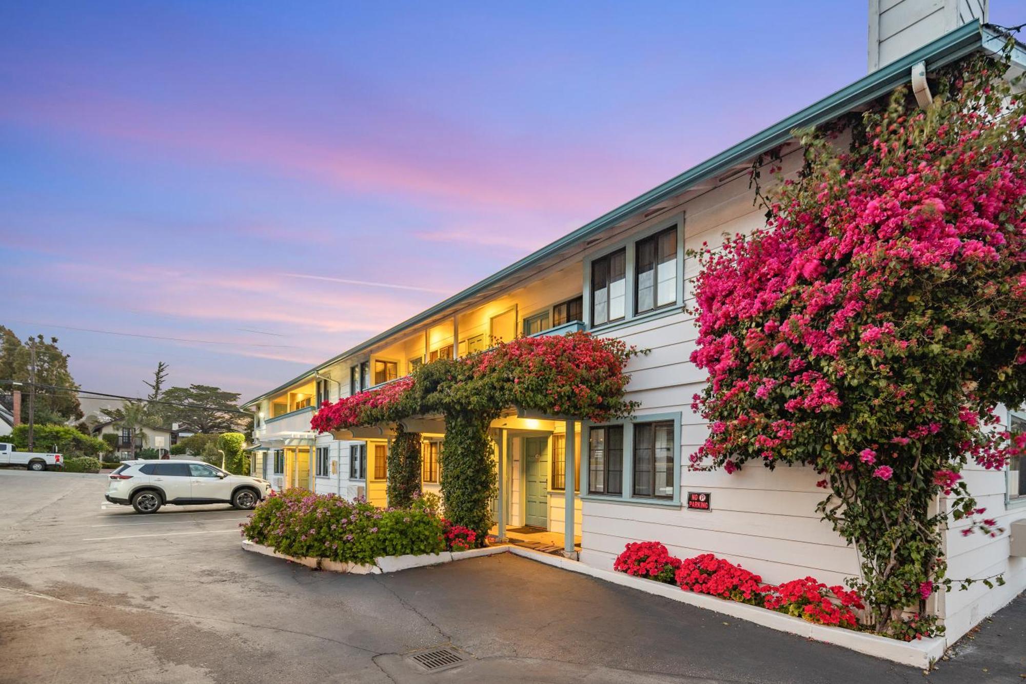 Arbor 2* Monterey