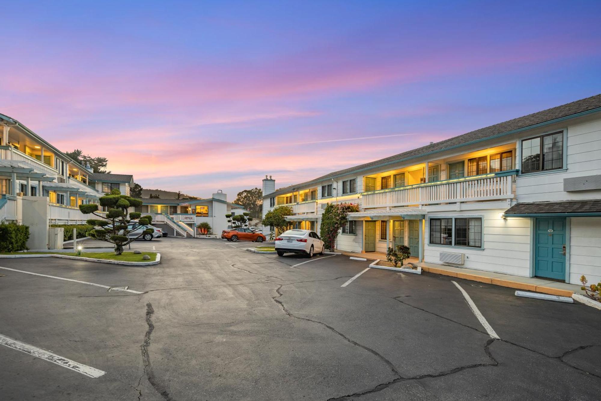 Arbor Motel 2*