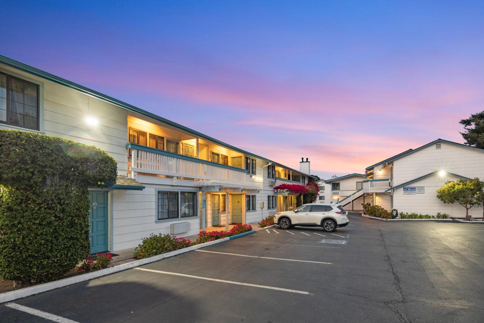 Arbor 2* Monterey